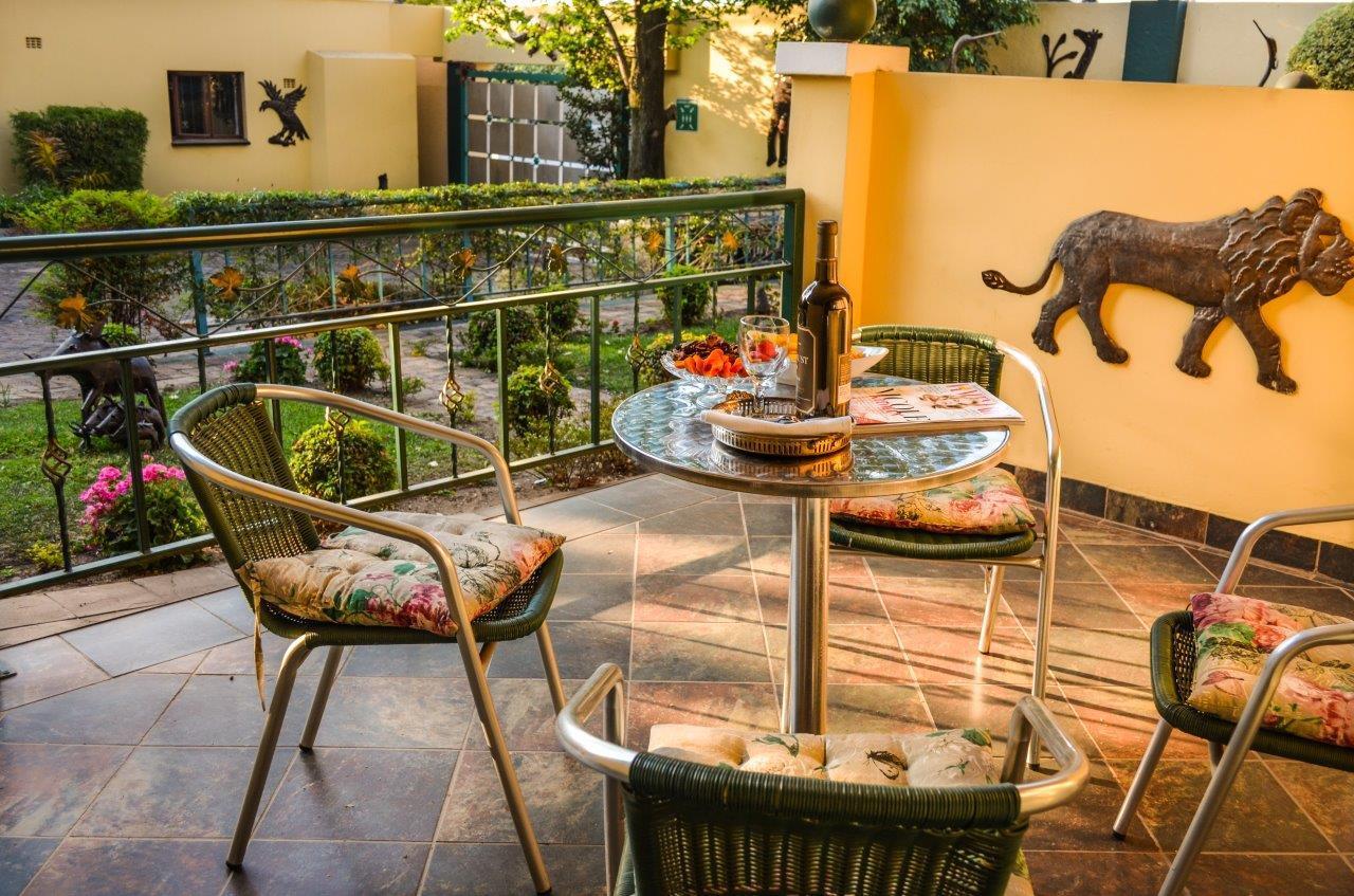 Elizabeth Manor Guest House Йоханнесбург Экстерьер фото